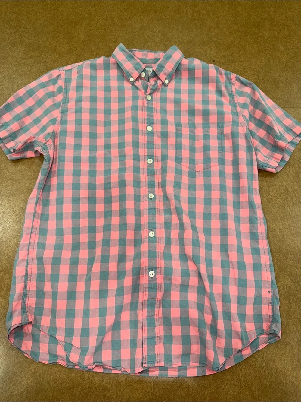 J. Crew Pink and Green-Gray Short-Sleeve Check Button-Down Shirt • Pocket • M